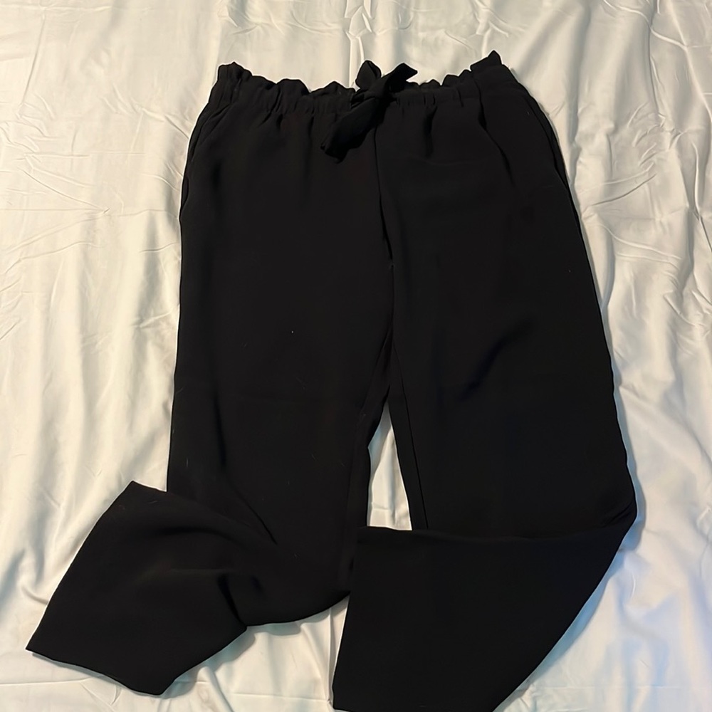 Cropped black trousers